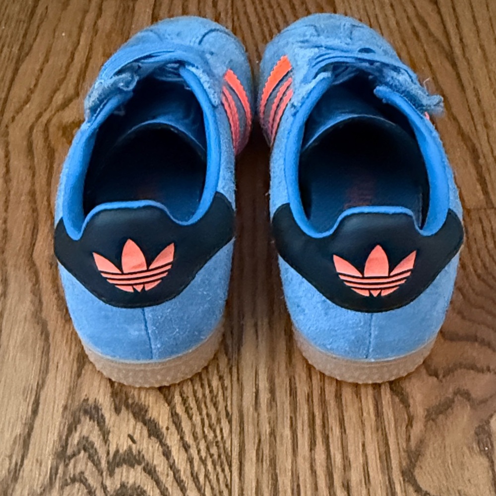 ADIDAS Gazelle Blue Suede Sneakers Orange Stripes Retro Casual Shoes Kids - Picture 4 of 8